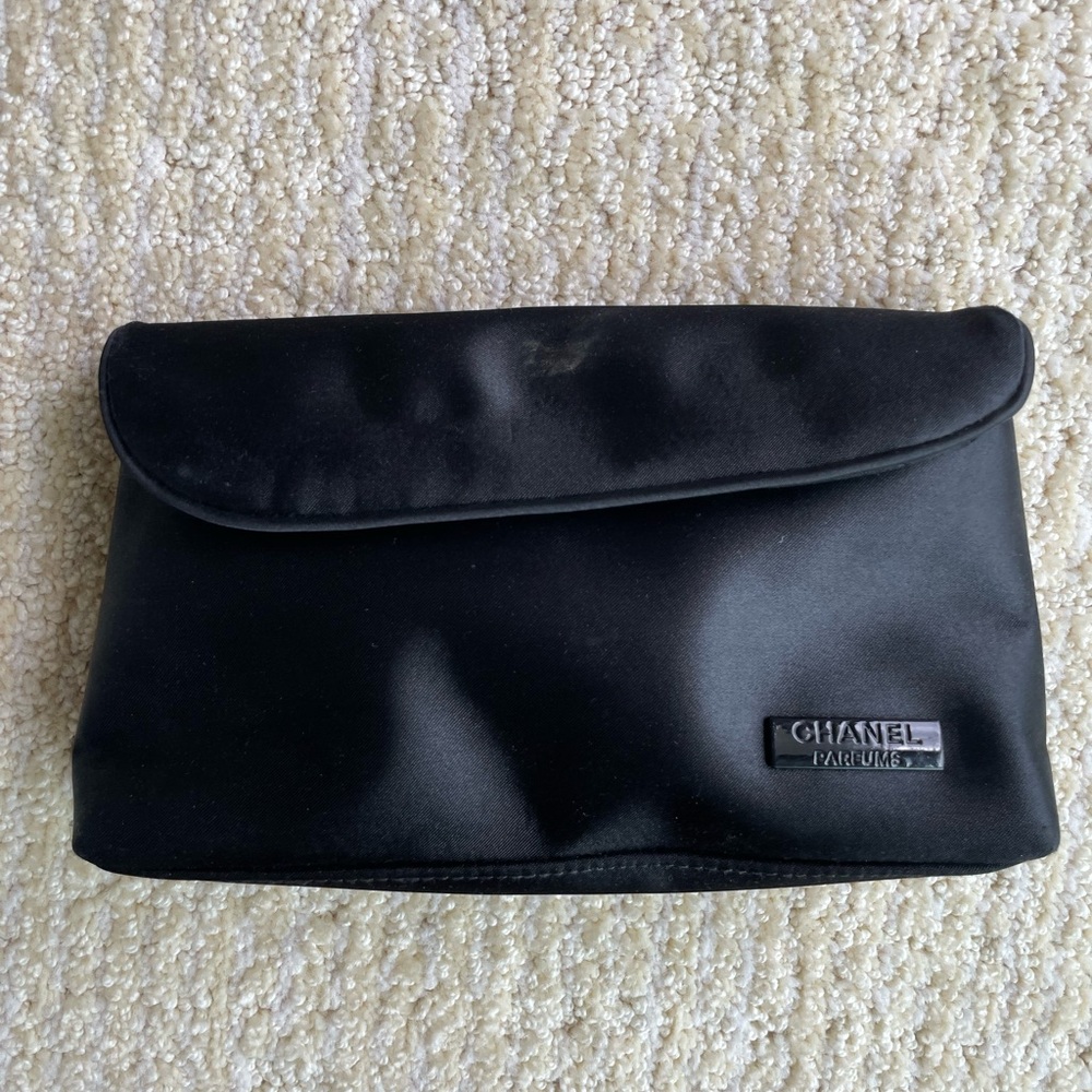 Chanel Parfums Black Cosmetic Bag with Zipper & Internal Pocket Makeup Case